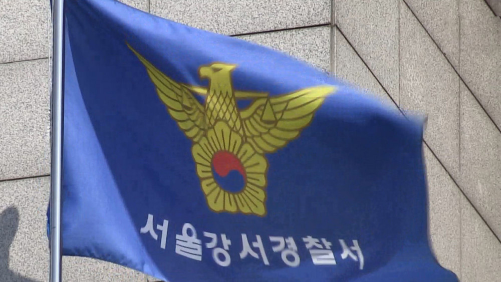 기사 대표 이미지:60대 여성, 함께 살던 딸 살해 후 자수…구속영장 검토